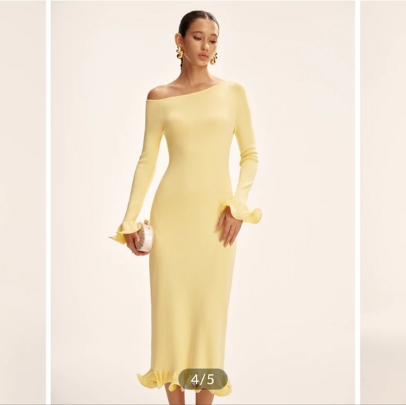 Commense Dresses & Skirts - Commense Lemon Yellow One-Shoulder Long Sleeve Midi Dress